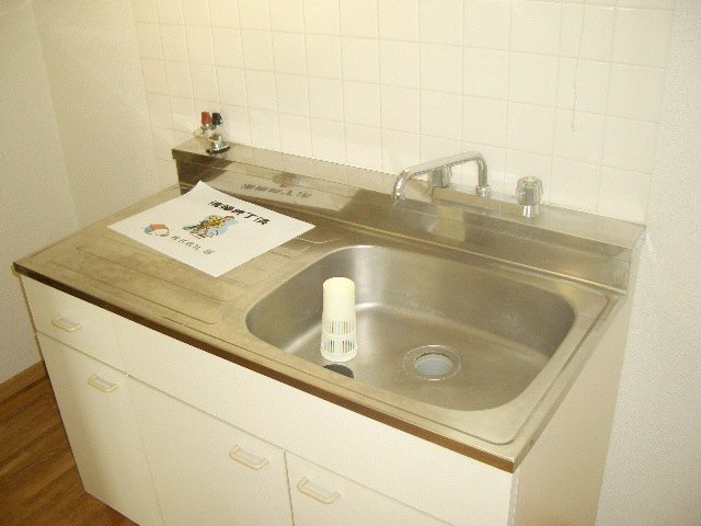 エステートピアジュネスのキッチン|1口コンロ設置可