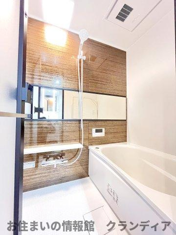 ローズタウン草加A棟の浴室|ドキドキの新生活も、安心してスタート。ぴったりの住まいを見つけませんか？クランディアが一緒に住まい選びをサポートします‼　まずは、お気軽にお問合せください　＃クランディア