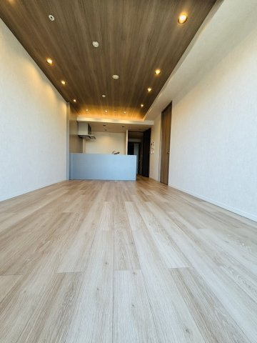 間接照明新設。室内全室フローリング上貼り、全室クロス貼替済みです。