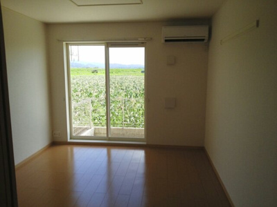 【居間・リビング】 | グランドゥール　ソフィア　Ⅱ | リビングです