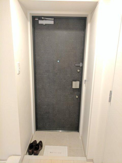 リライア東京イーストレジデンスの玄関