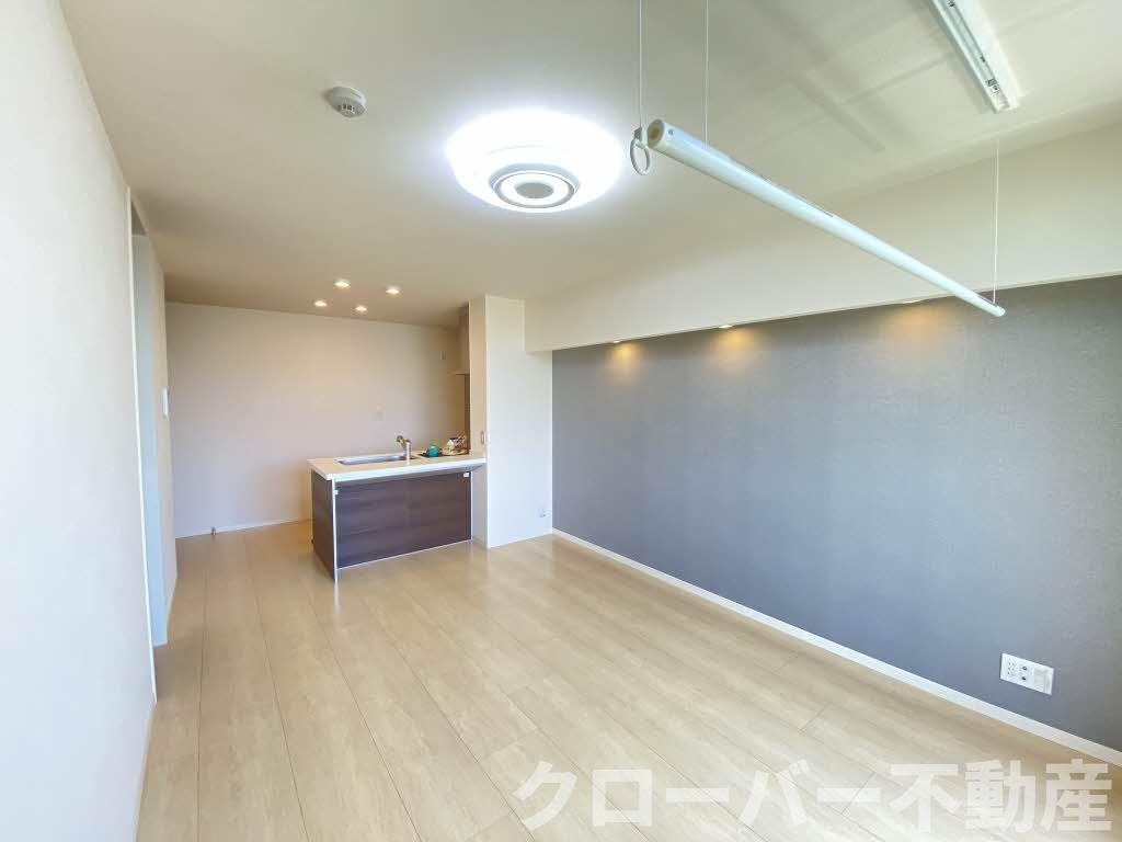 シャーメゾン丸亀の居間・リビング