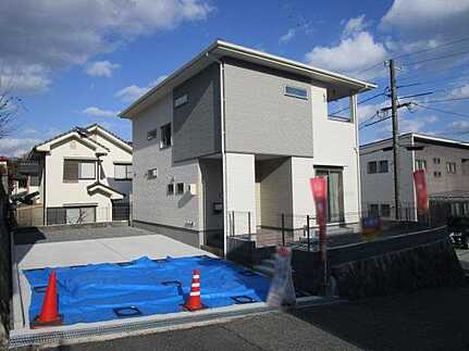 安佐南区伴西４丁目の外観