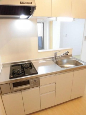 【キッチン】 | ヴァン・フォルス | コンパクトなキッチンで掃除もラクラク