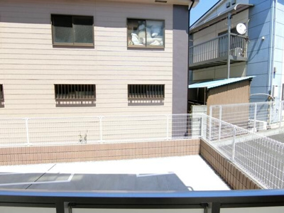 【バルコニー】 | リブリ・シンシア