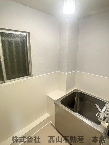 ゼフィール教育大前の浴室