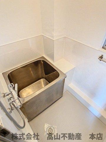 ゼフィール教育大前の収納