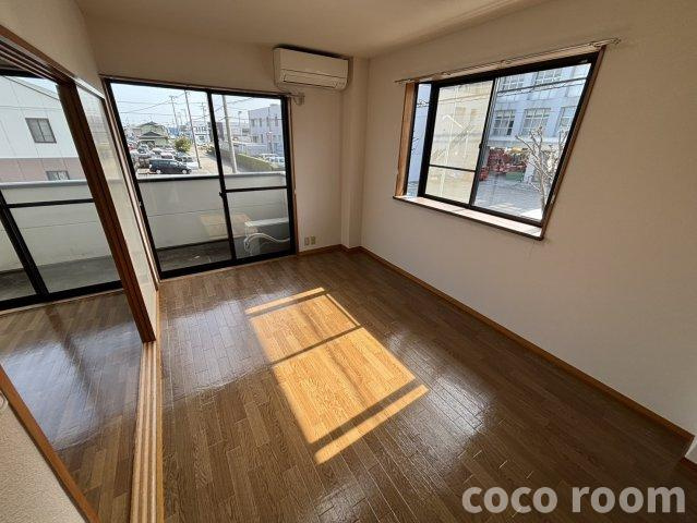 ラフィネの居間・リビング