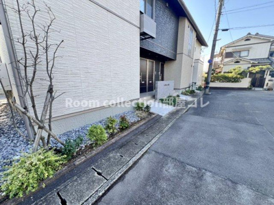 【エントランス】 | シャーメゾン華陽