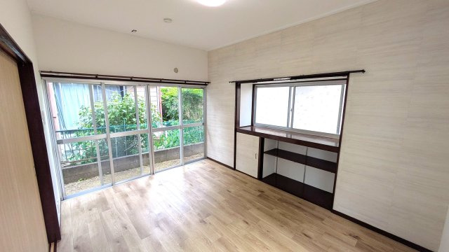 大楽寺町２６２－２０貸家の居間・リビング|こちらの居間で趣味の時間をお楽しみください