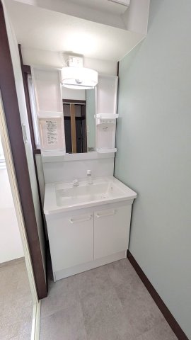 大楽寺町２６２－２０貸家の洗面所|洗面所新品です