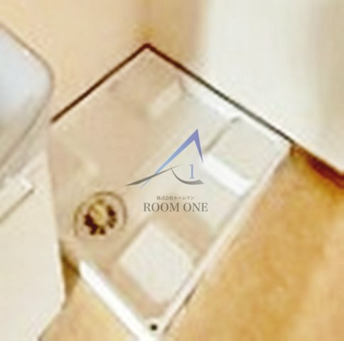 良栄住宅の設備|洗濯機置き場です。