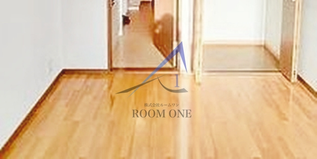 良栄住宅の居間・リビング|洋室のお部屋です。