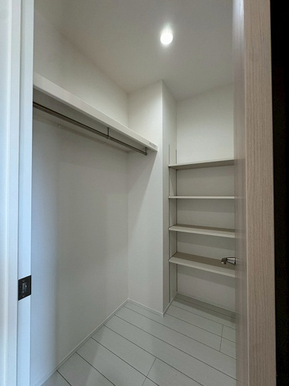 【収納】 | 福津市津屋崎1丁目戸建 | 玄関横の収納です。