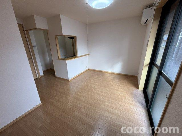 エクセレントビレッジⅡの居間・リビング