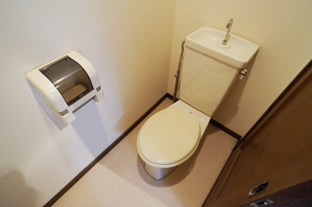 メゾンイン宝塚のトイレ