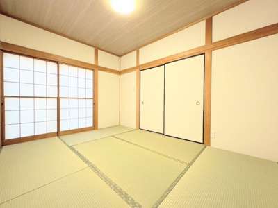 【和室】 | ◆横浜市緑区いぶき野中古◆ | ◆気持ちの良い風が室内へ入り込む居室。家具を配置しても広々ご利用いただけます！！