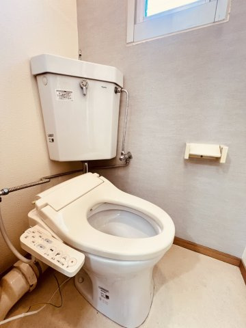 新多聞第2住宅102号棟のトイレ