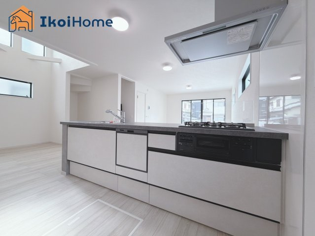 神戸市西区玉津町水谷2期　3号棟　新築戸建のキッチン|【ホームページに現地動画掲載中】●年中無休：当日予約可●食洗機付きのキッチンになります。