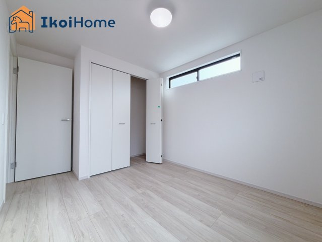 神戸市西区玉津町水谷2期　3号棟　新築戸建の内装|【ホームページに現地動画掲載中】●年中無休：当日予約可●収納が多く季節ものの家電も収納可能