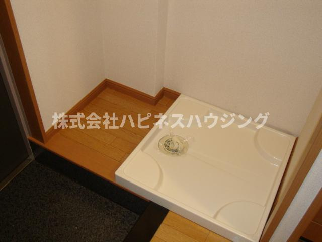 レジデンスＣＫのその他|洗濯機置場