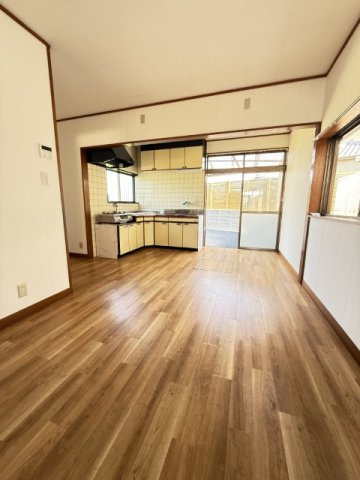 野口町良野戸建ての居間・リビング|ゆったり過ごせるリビングです