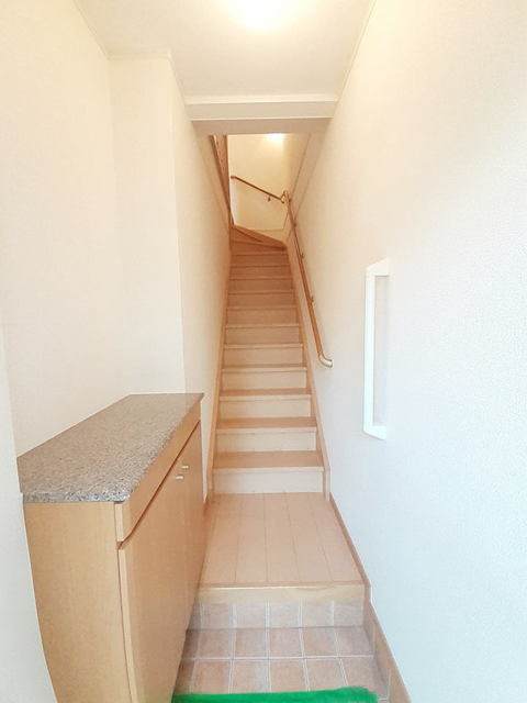 メゾンリールの玄関