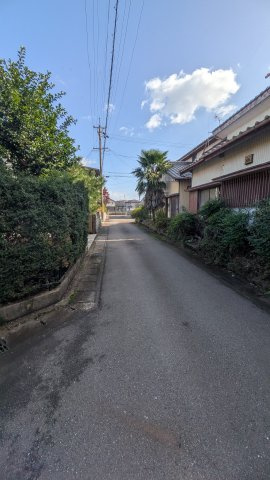 土地　仏生寺の前面道路含む現地写真
