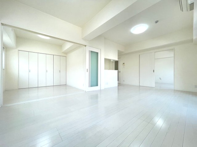 【内装】 | アンフィニX