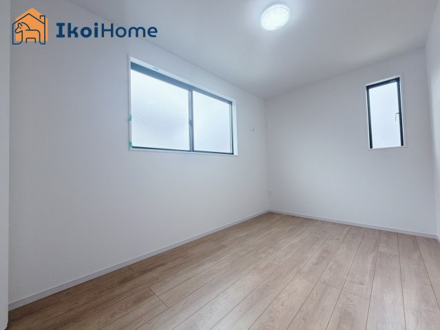 神戸市西区玉津町水谷2期　2号棟　新築戸建の子供部屋|【ホームページに現地動画掲載中】●年中無休：当日予約可●全室２面採光で明るいです