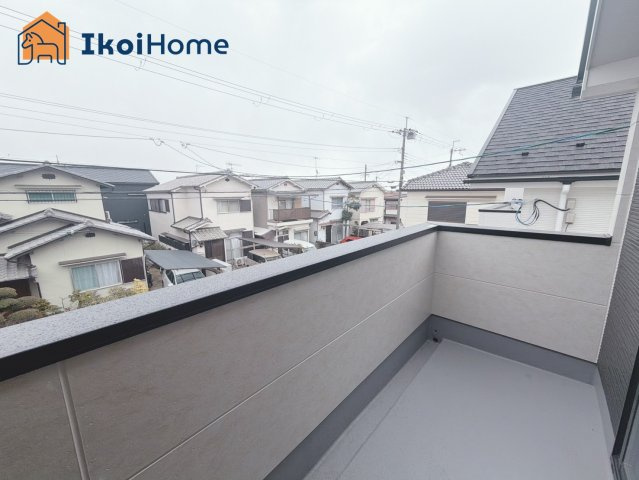 神戸市西区玉津町水谷2期　2号棟　新築戸建のバルコニー|【ホームページに現地動画掲載中】●年中無休：当日予約可●バルコニーの屋根は８万円から設置できます。