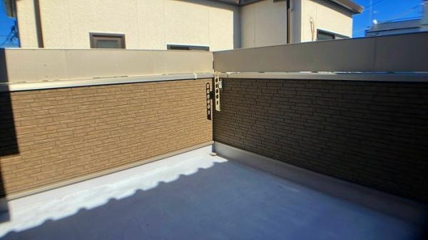 広島市中区吉島新町２丁目　中古一戸建てのバルコニー