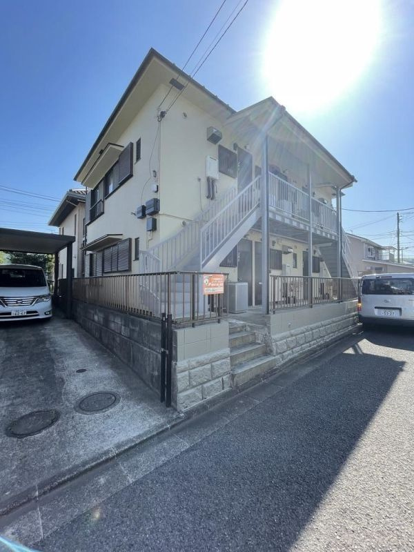 秦野市今泉のアパート