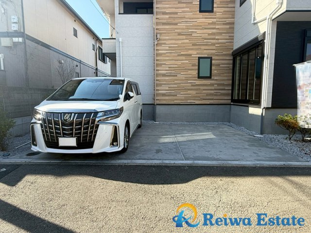 新築戸建　藤沢市大庭の駐車場