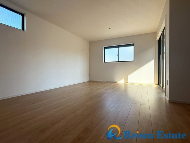 新築戸建　藤沢市大庭の居間・リビング