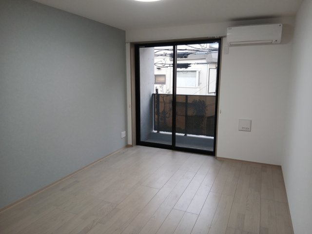 Pine Residence３の居間・リビング|１２月２日撮影