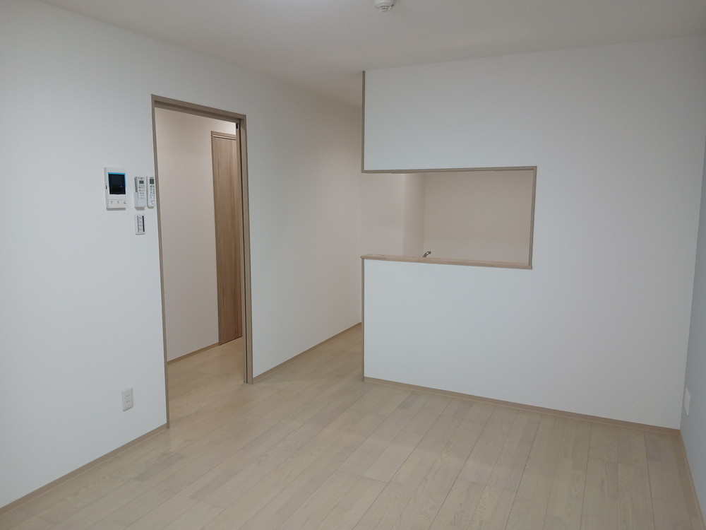 Pine Residence３の居間・リビング|１２月２日撮影