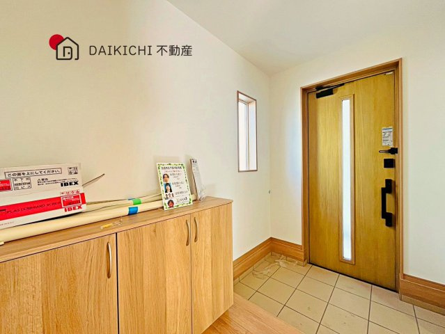 【玄関】 | 加須市久下第7期　ワイウッドコート　新築戸建　全10棟　2号棟