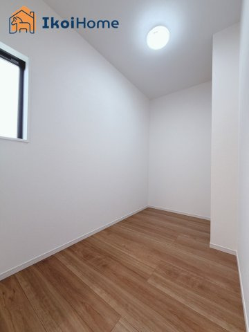 神戸市西区玉津町水谷2期　1号棟　新築戸建のバルコニー|◆同社施工例◆陽当り良好のバルコニーです♪バルコニー屋根は８万円～設置可能です。