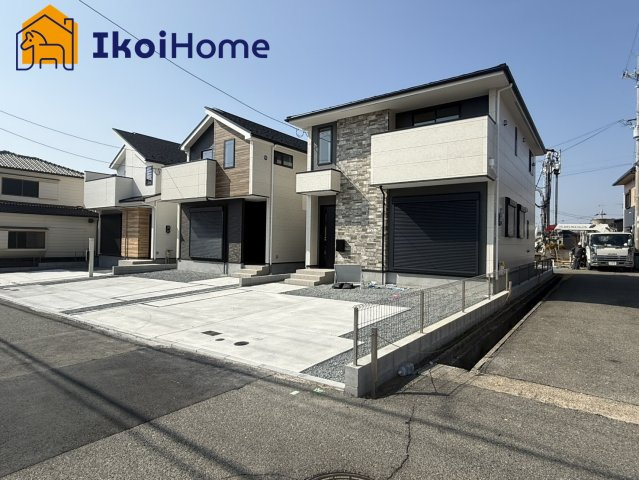 神戸市西区玉津町水谷2期　1号棟　新築戸建の駐車場|【ホームページに現地動画掲載中】●年中無休：当日予約可●駐車場は並列2～3台お停めいただけます！