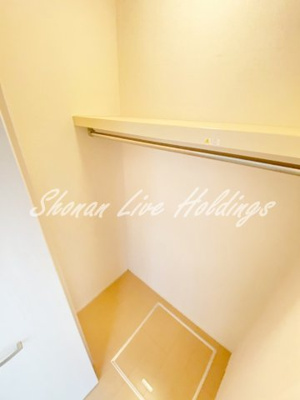 【収納】 | エヴァグリーンテラス | ポール付きで使い勝手の良いクローゼット♪