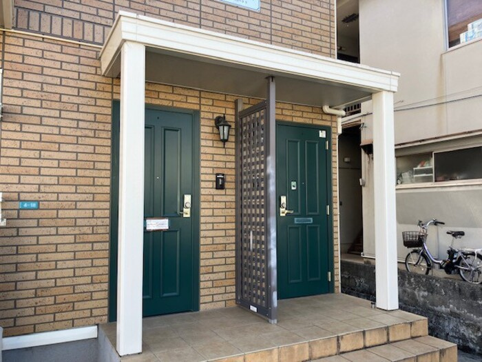 ローズコートYのエントランス