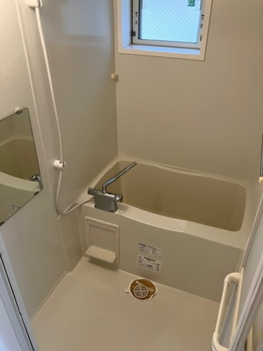 ローズコートYの浴室