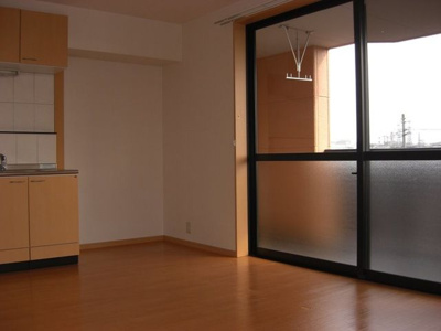 【居間・リビング】 | サンパレス