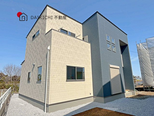 【前面道路含む現地写真】 | 加須市久下第7期　ワイウッドコート　新築戸建　全10棟　1号棟