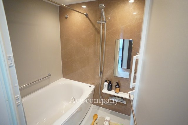 【浴室】 | 西田辺グリーンマンション | ユニットバス・給湯器（追炊付・マルチリモコン付）浴室乾燥機、全て新調です☆省エネ仕様、保温浴槽・節湯水栓です☆