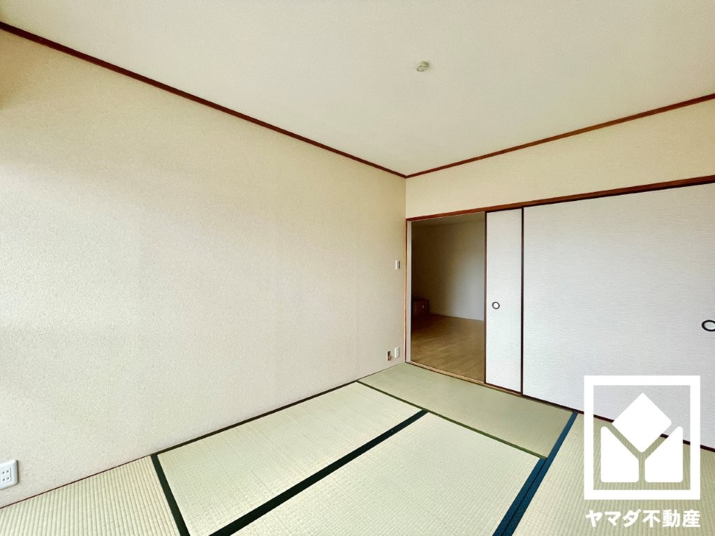 桂川ハイツ5号館の外観