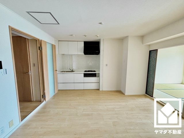 桂川ハイツ5号館の居間・リビング
