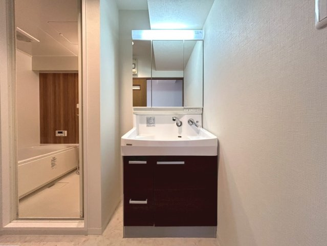 ジーオー尾西の独立洗面台