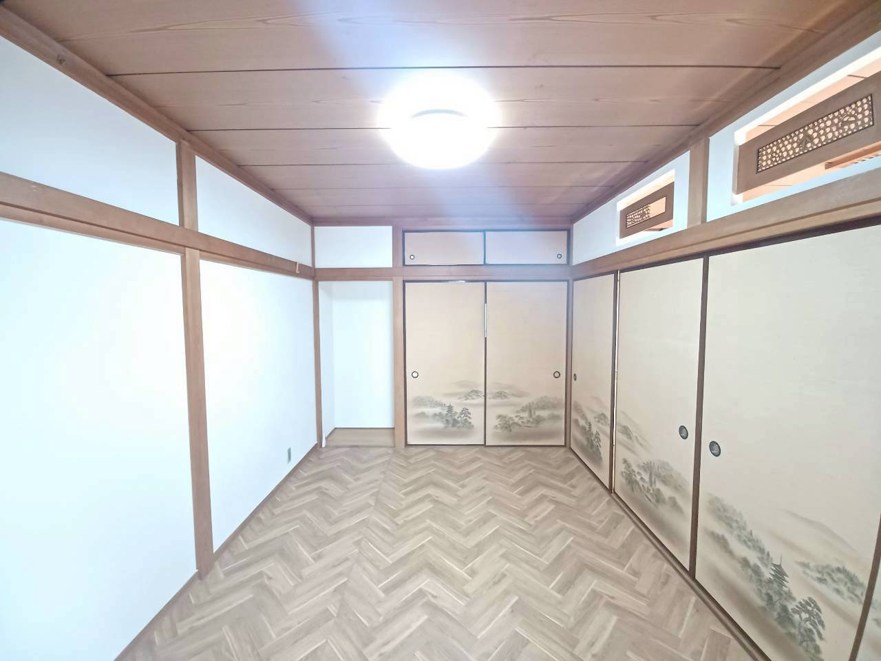 岡部ビル3F・4F貸家の内装